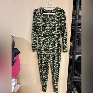 Cat Camouflage Long Sleeve Onesie